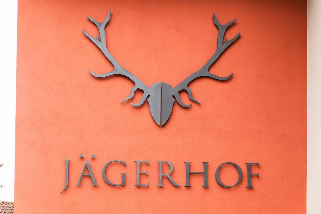 Hotel Restaurant Jaegerhof Weisendorf Exterior photo